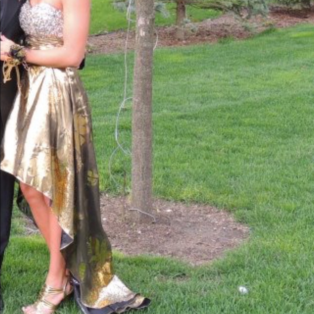 PROM DRESS